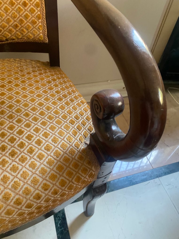 扶手椅子 - 胡桃木 #2.1