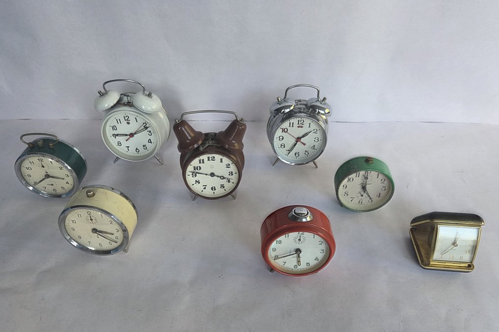 Herätyskello (8) - Peter Jerger, Jamina en andere - Puu, metalli ja lasi - 1950-1960, 1970-1980 #3.2