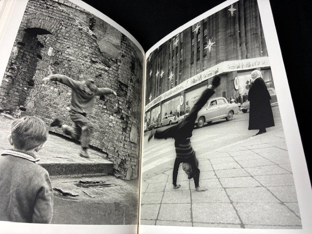 SIGNED; Dirk Alvermann - Klein Paris (VINTAGE SIGNATURE, MINT CONDITION, SHRINK-WRAPPED) - 2011 #4.3