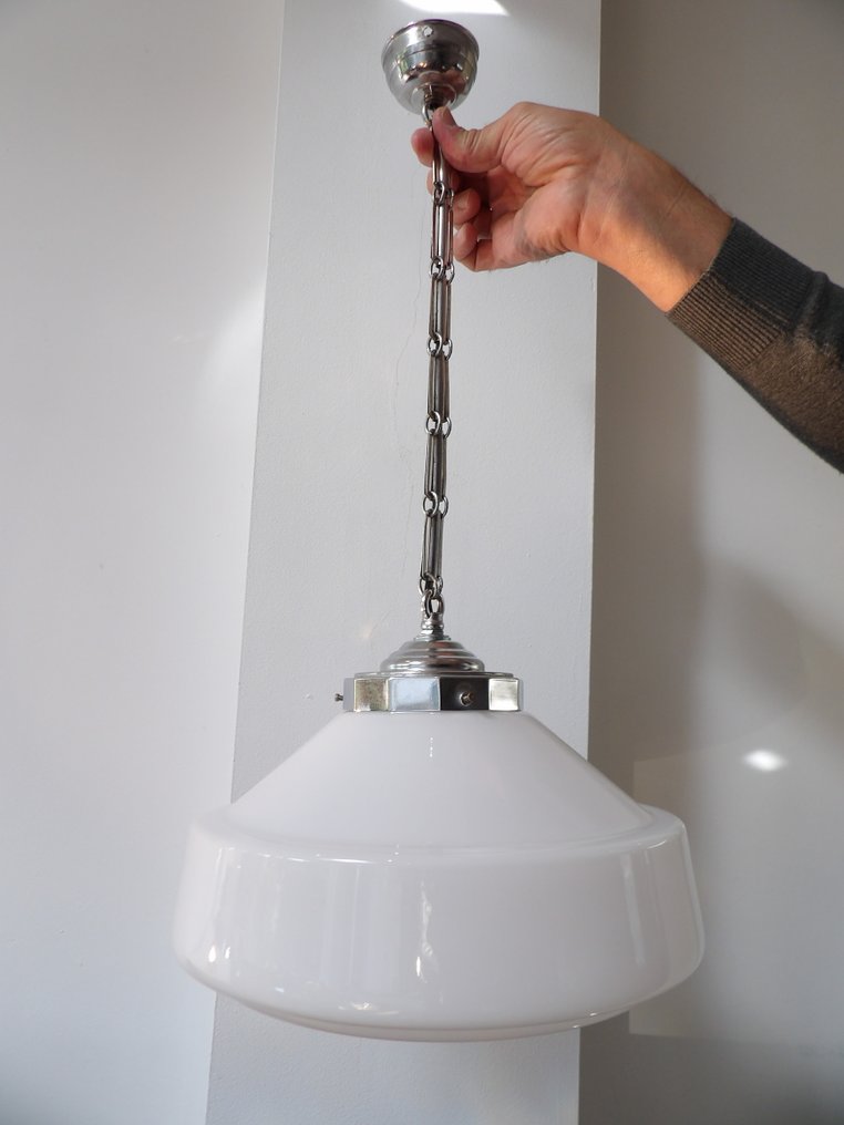 Lamp - Chrome/opaline glass #3.2