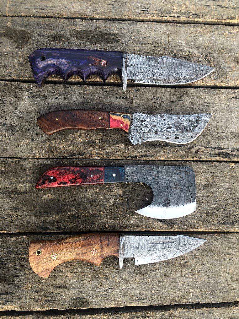 廚刀 - 享有盛誉的手工Skinners刀，多层锻钢，鹿角，木材及稀有手柄 - 北美 - Leather Sheath TD42 #1.0