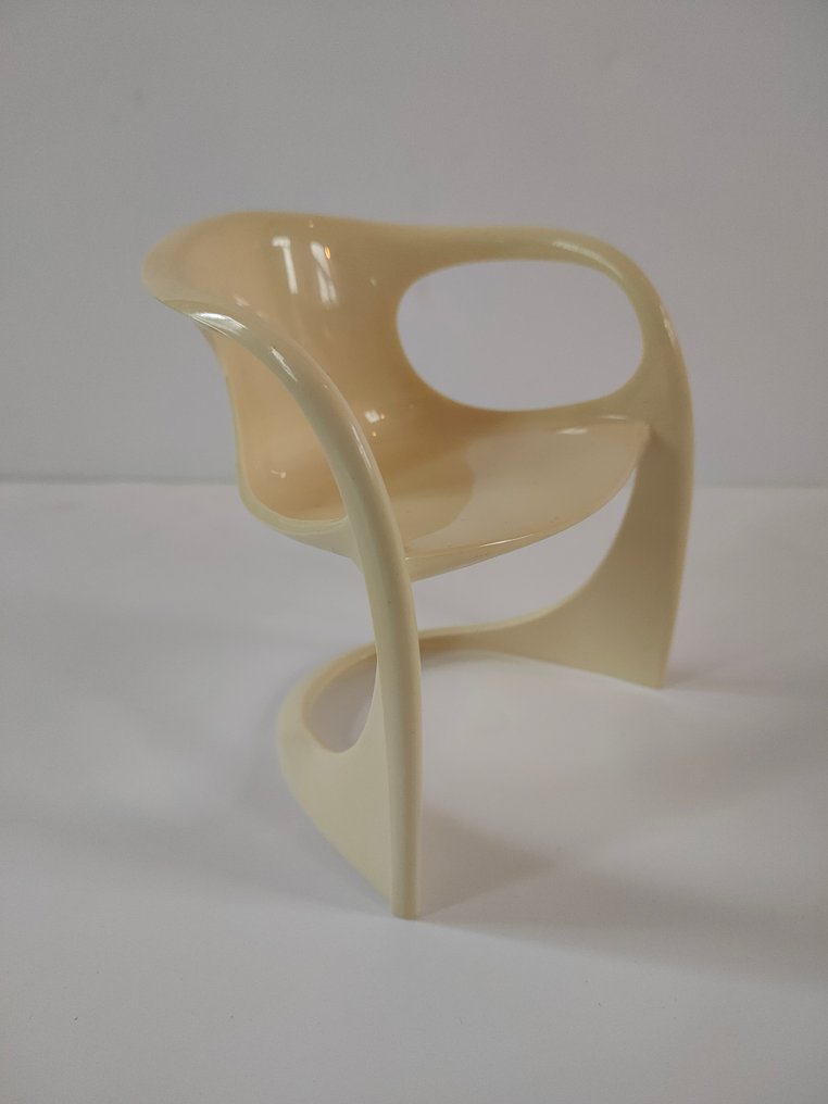 Casala - Alexander Begge - Scaun - model 2007/2008 - conform proiectului 1979 - Plastic - MINIATUUR - scaun de design #3.2