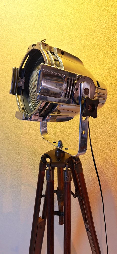 Fargo - FARGO - 剧院灯 - Multi Par - 铸造黄铜, 柚木 - Theaterspot,壁灯 #2.1