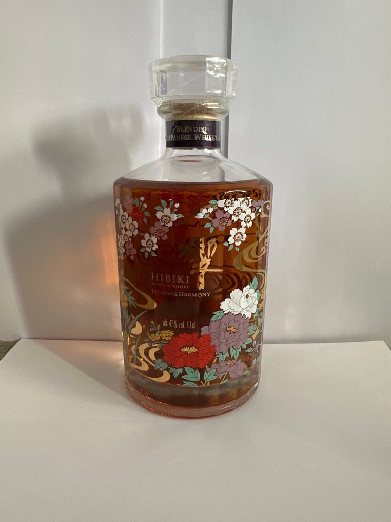 Hibiki Japanese Harmony Limited Edition Design 2021 - 700ml #1.0