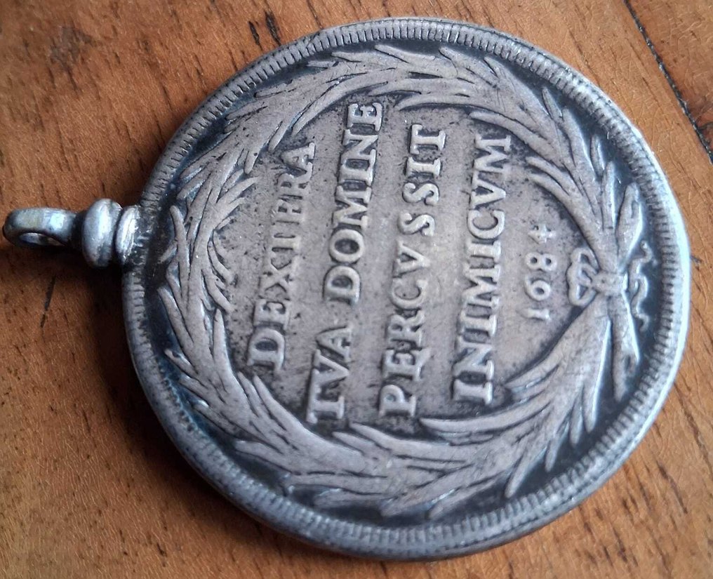 . Italia - Kirkestaten Piastra con appiccagnolo 1684 (Ingen reservasjonspris) #3.2