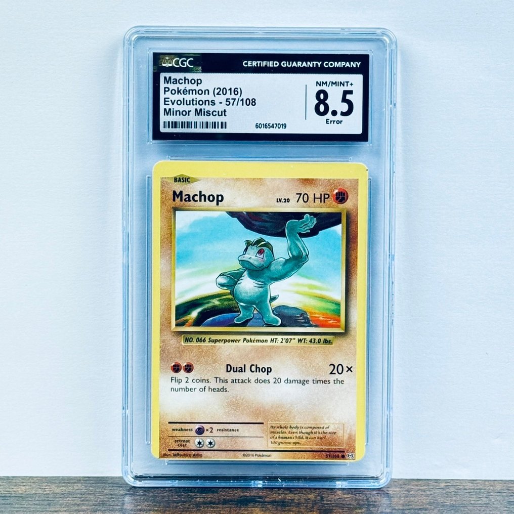 Pokémon Graded card - Miscut - Machop Evolutions 57 - Pokémon - CGC 8.5 #1.0