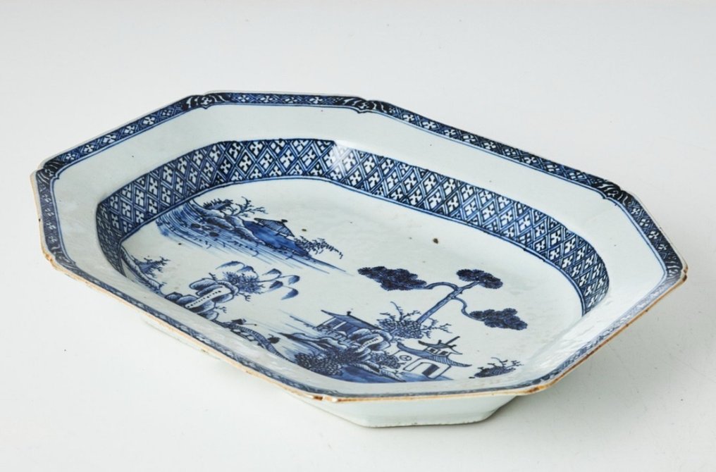 Serveringsfat - Glaserad porslin - Qing-dynastin, Qianlong #4.3