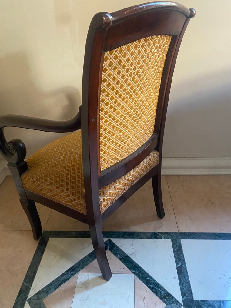 扶手椅子 - 胡桃木 #4.3