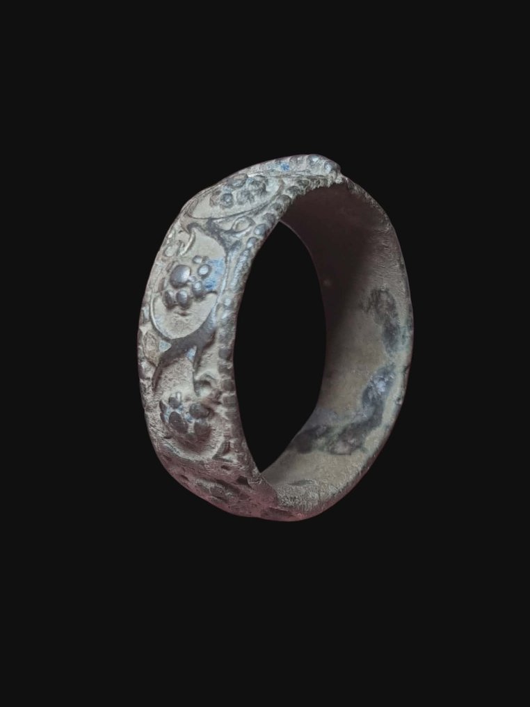 中世紀前期 青銅色, 令人惊叹的猫头鹰弓箭手 戒指  (沒有保留價) #3.2