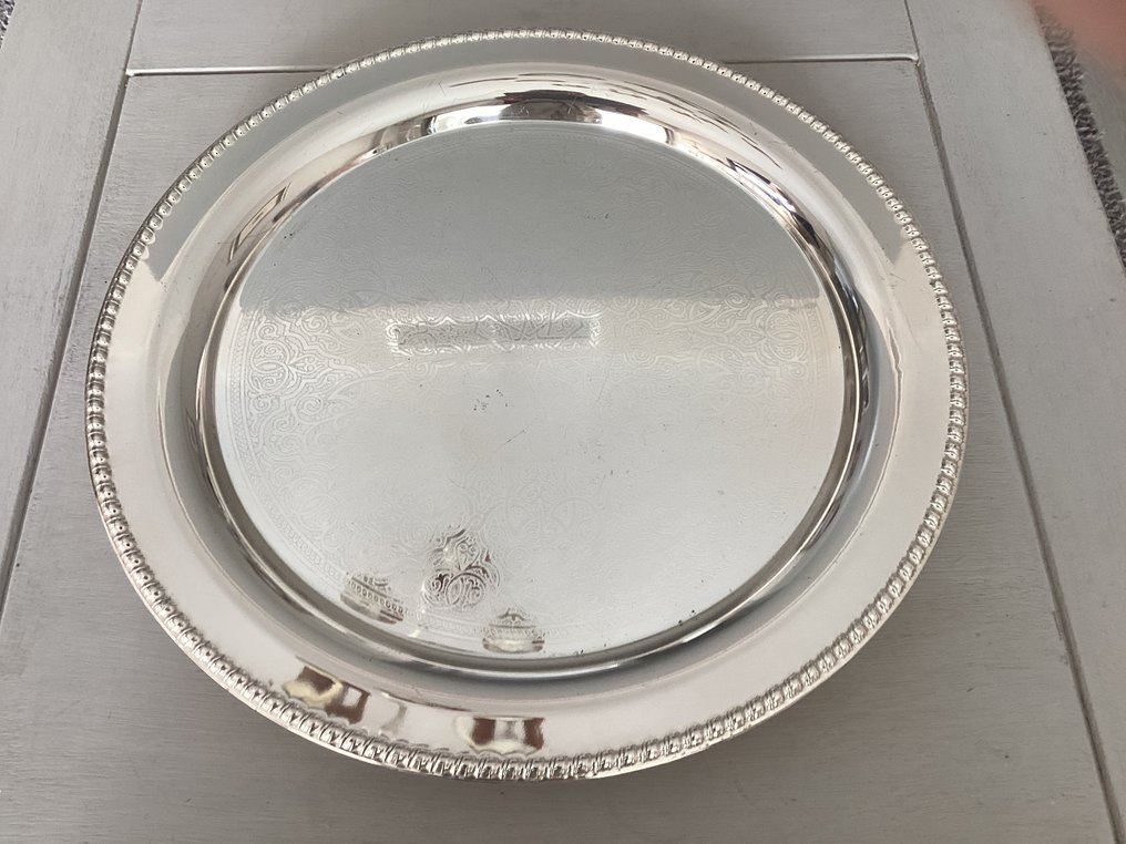 Dækketallerken - Forsølvet - Groot op på 3 pootjes #1.0