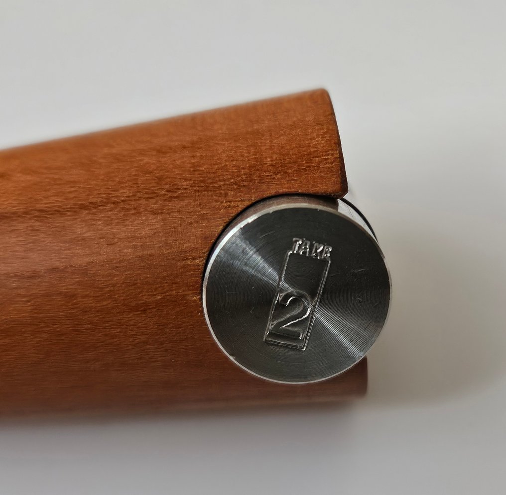 盐和胡椒瓶 - 木 - 斯堪的纳克设计 #3.2