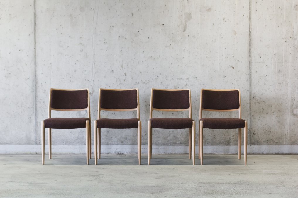 Niels O. Moller - Krzesło do jadalni (4) - model 80 - Dąb - Niels O Møller Model 80 #1.0