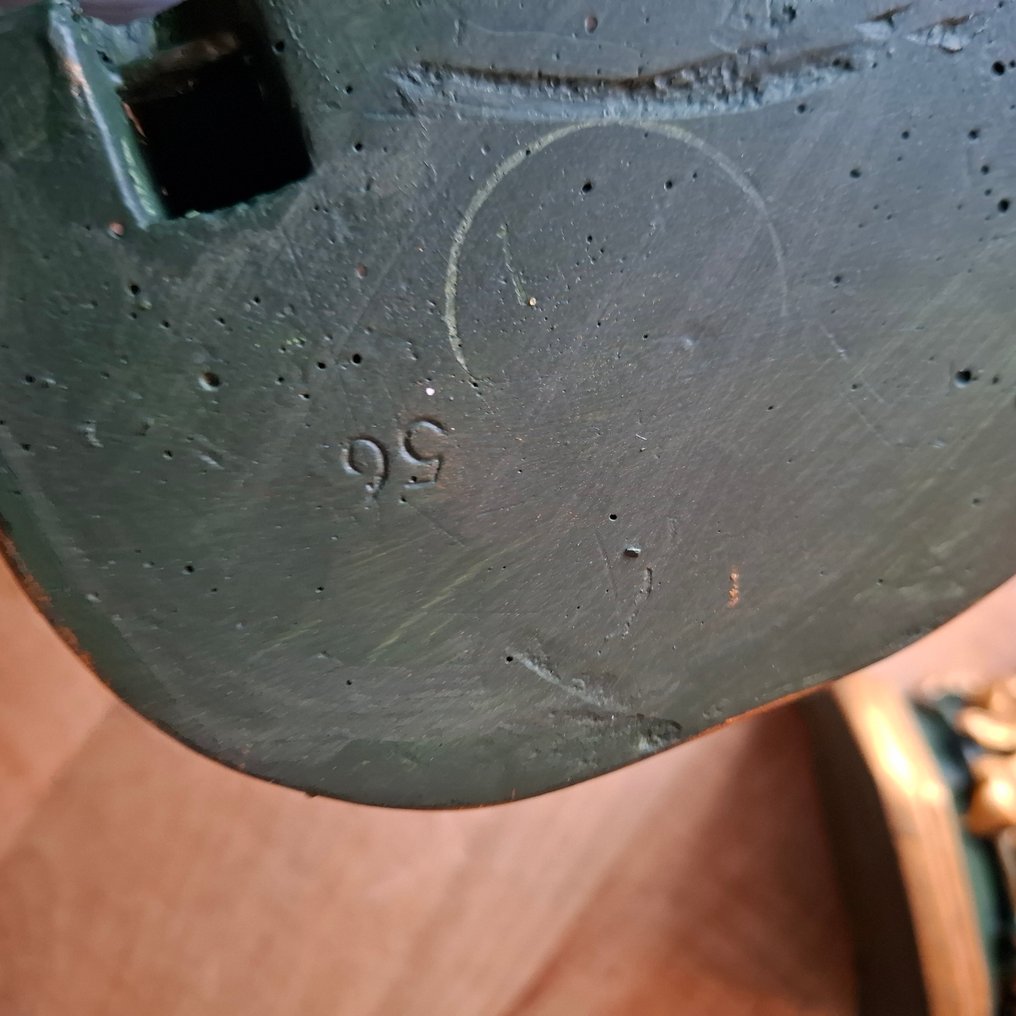 Stand (2) - Paridur #4.3