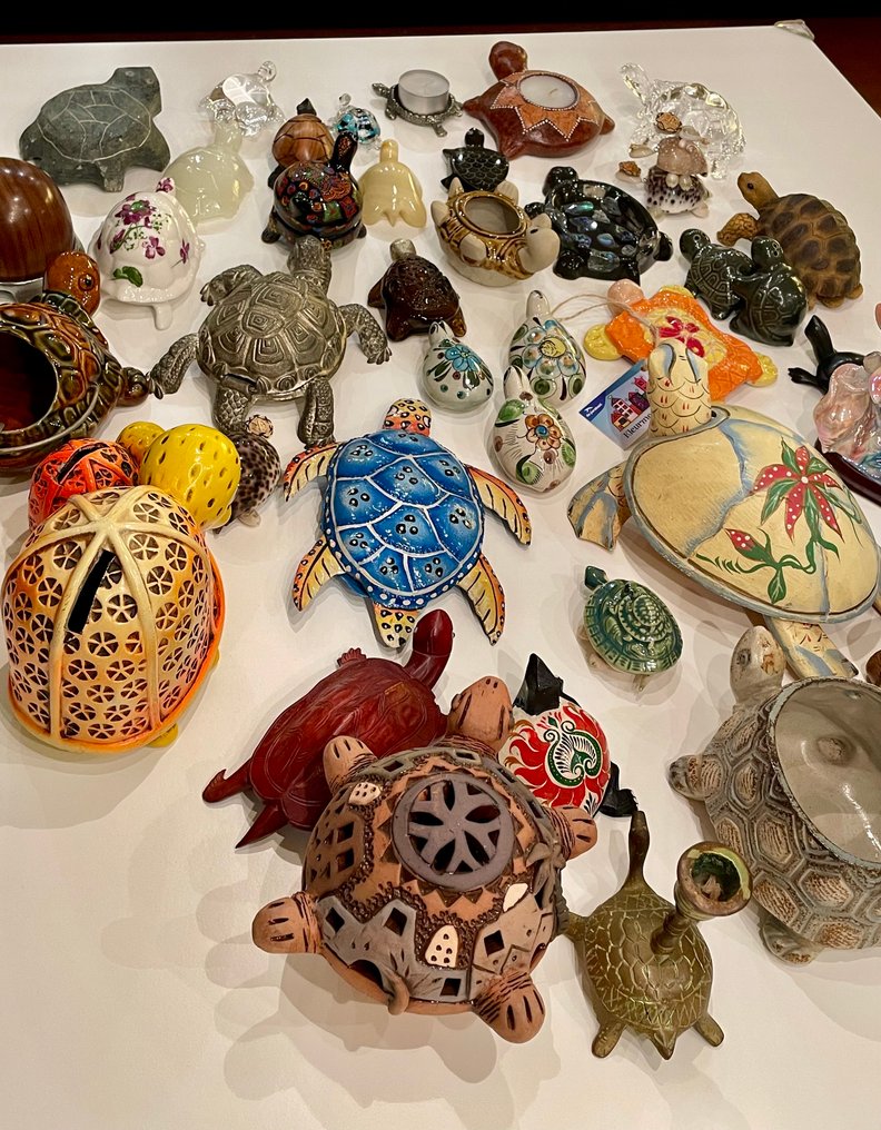 Eneryda Sweden e.a. - Αγαλματίδιο - Collectie schildpadden, schildpad set (41) - Γυαλί, Πήλινο, Κέρατο, Κεραμικό, Ξύλο, Πηλός, Όνυχας, Ορείχαλκος, Shell, Terracotta, Opaal #1.0