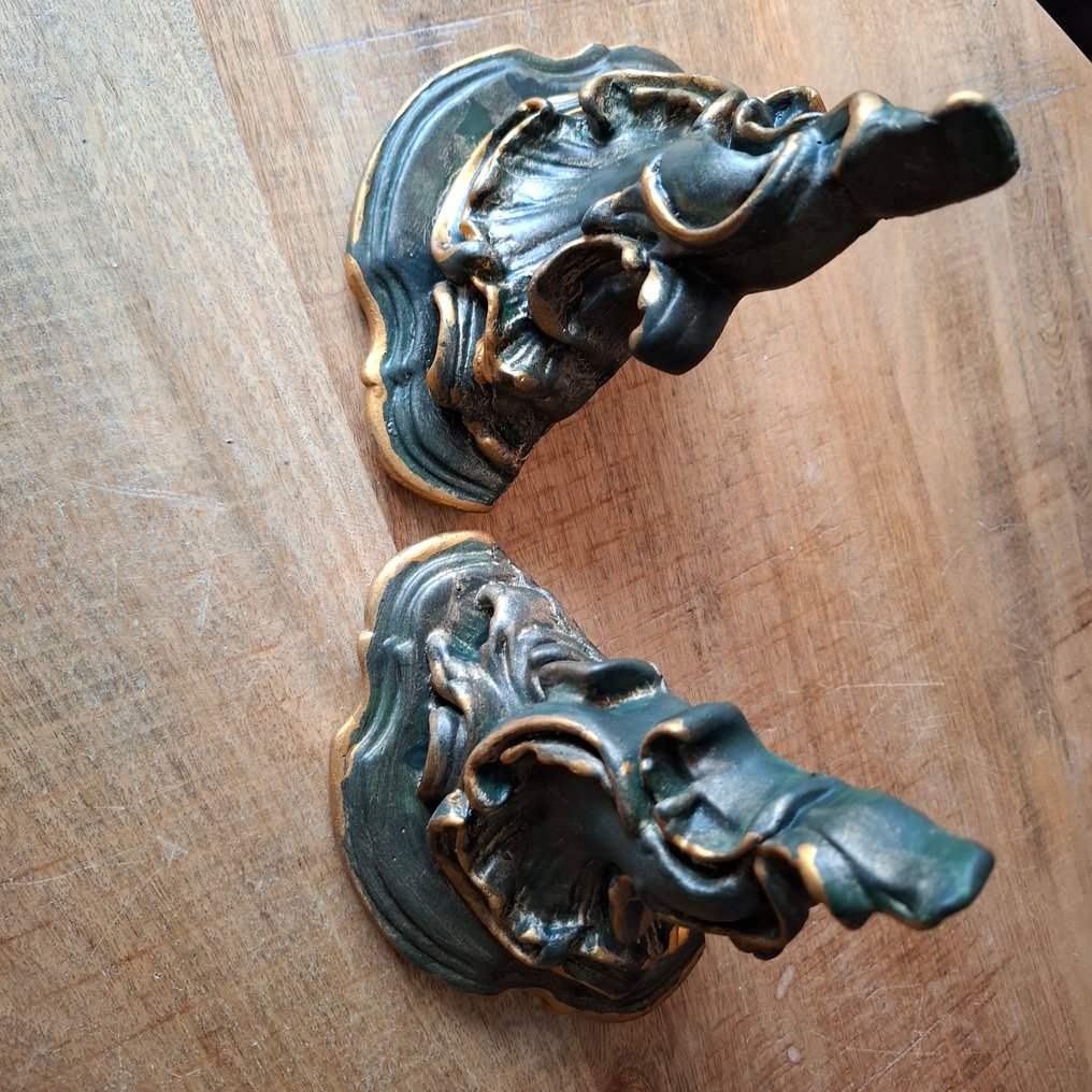 Cadru (2) - Paridur, Compozit #2.1