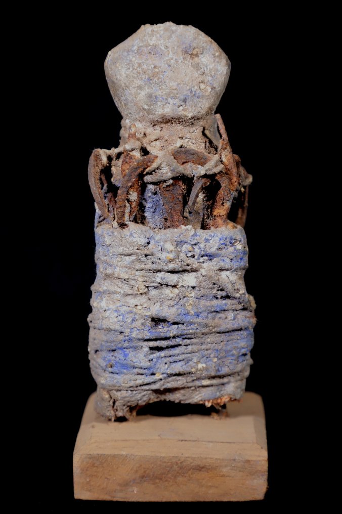 Figure - Fon Protection Statue on a base - 13 cm - Benin (No reserve price) #1.0