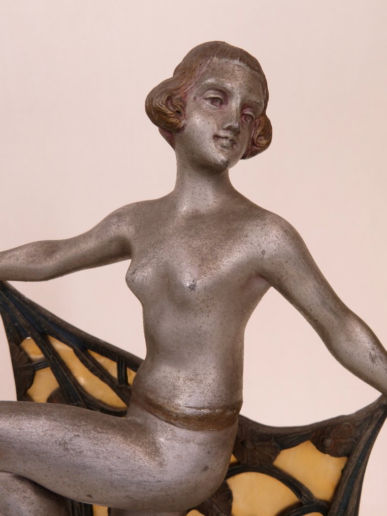 Limousin - Sculpture, Dansende naakte dame (lamp) - 37 cm - Spelter #3.2