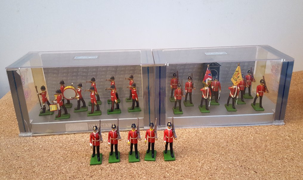 Figura in miniatura - Soldatini della guardia britannica in uniforme rossa  (24) - Metallo, Paint #1.0