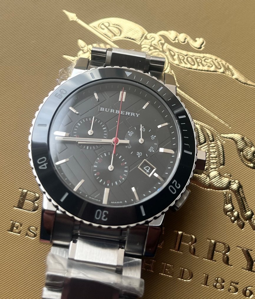 Burberry - Unknown - Sem preço de reserva - BU9380 Chronograph 42mm Watch - Homem - 2010-2020 #1.0