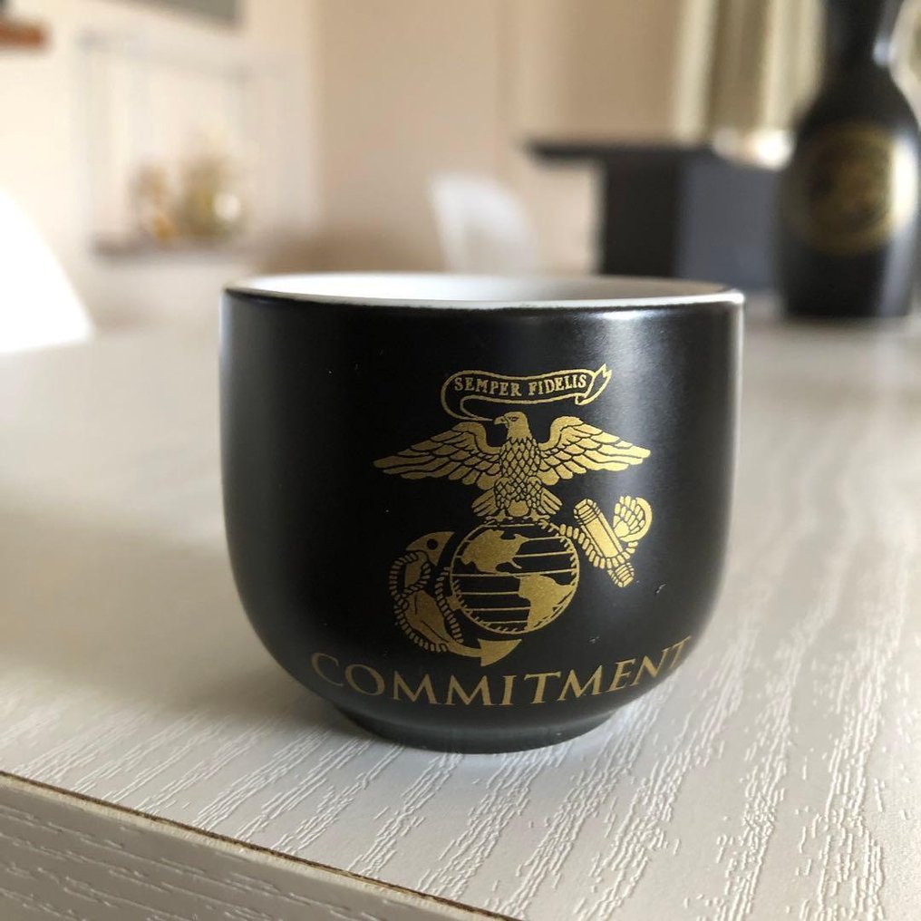 美国海军陆战队 - 纪念陶瓷酒壶与酒杯套装 - 軍用配件 - 2023 #4.3