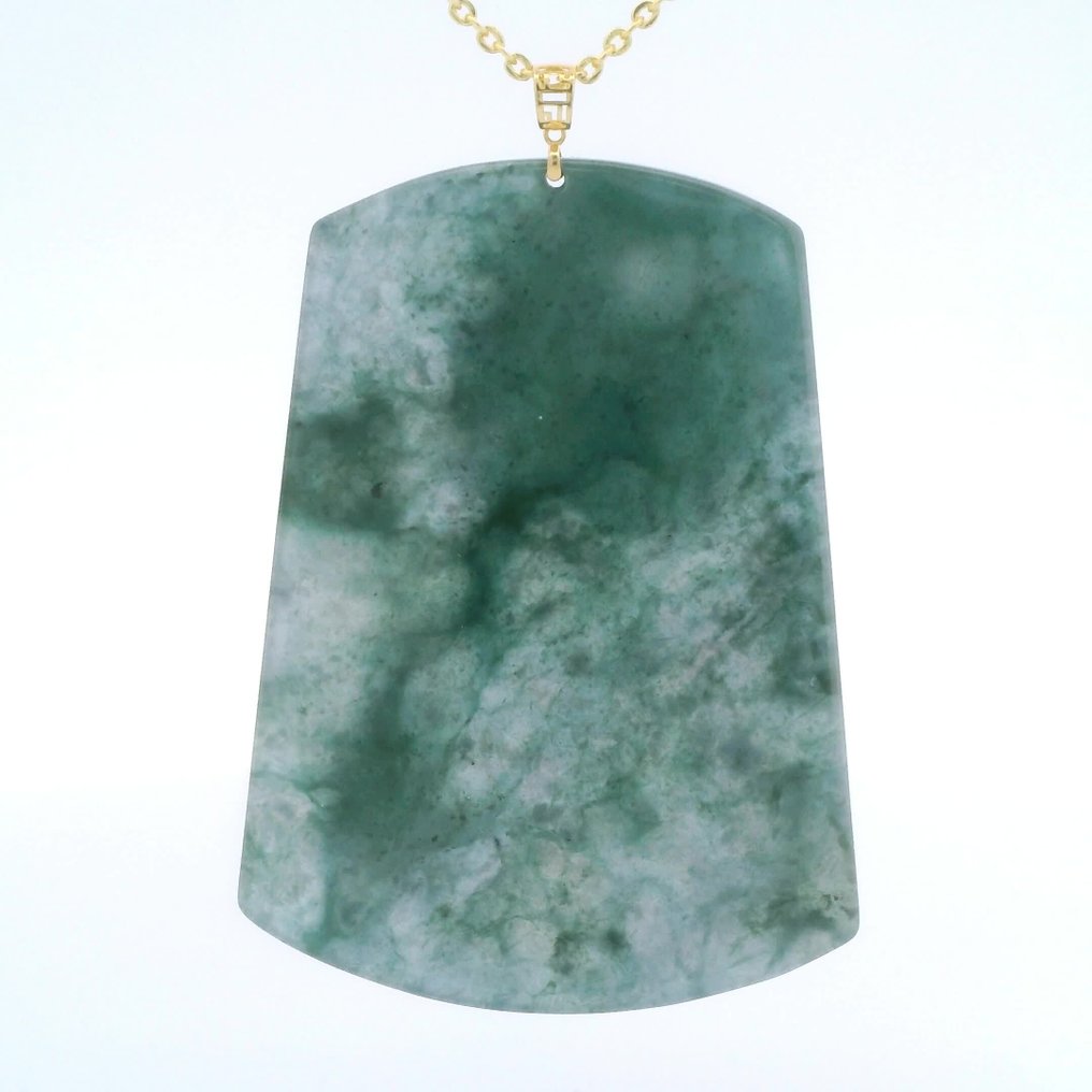 No reserve price - Pendant - 18 kt. Yellow gold, Natural Jade Pendant with 18K Gold Loop Jade #4.3