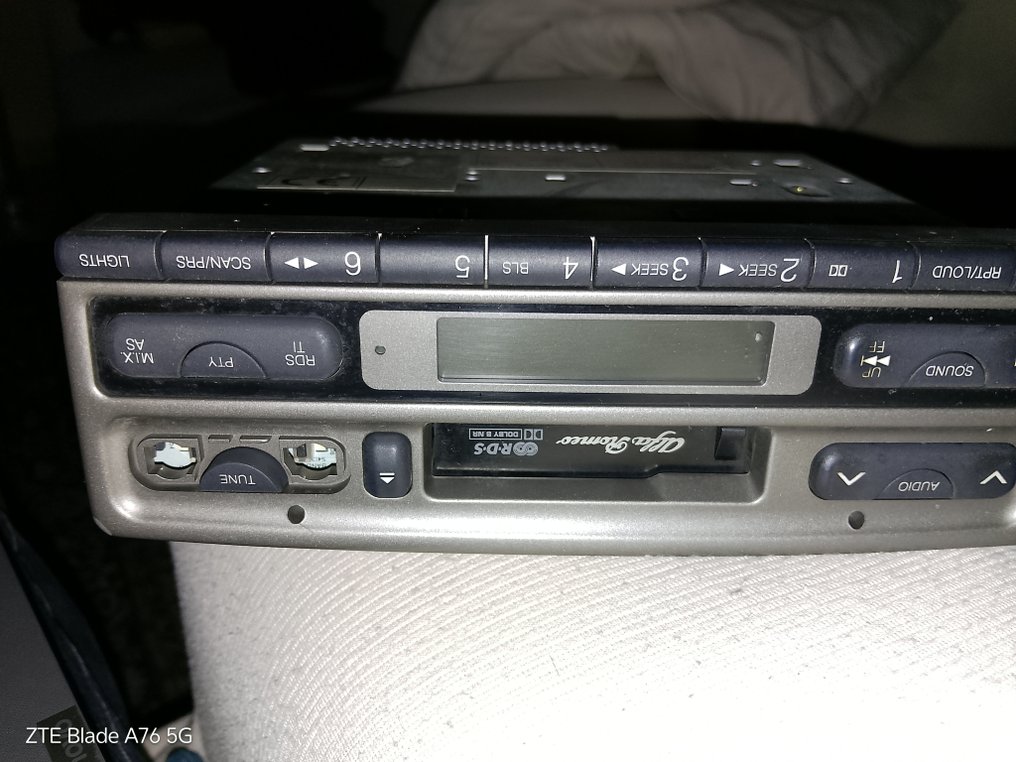 API Audio, Airturn A.D. Copier - radio modello 932 alpine per alfa 156 prima serie Rádio #3.2