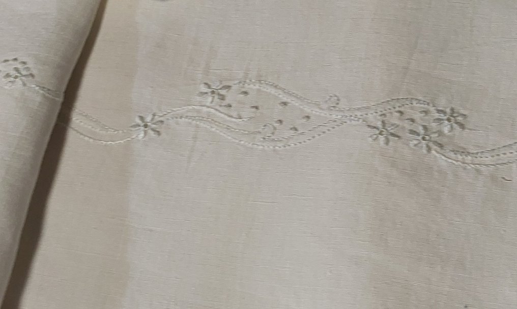 Bed sheet (3)  - 270 cm - 230 cm - Ancient embroidery #1.0