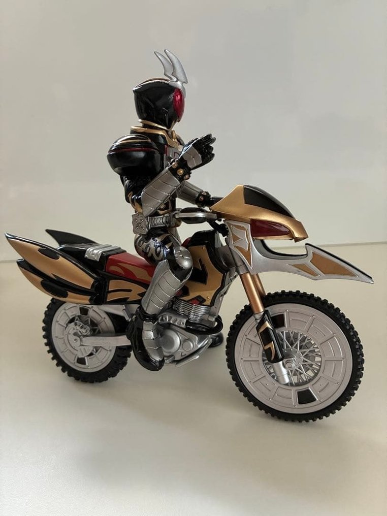 万代 - 玩具 Kamen Rider Chalice & Shadow Chaser - 中国 #2.1