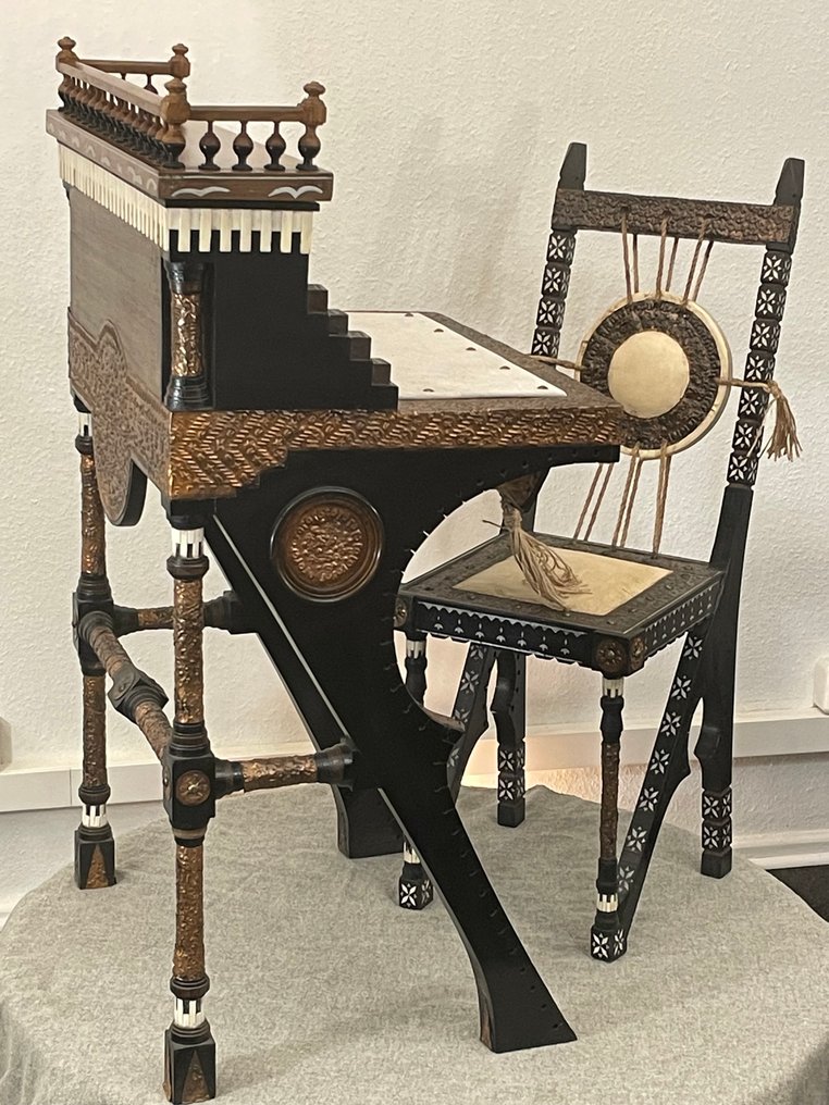 Carlo Bugatti - Sekretarzyk - Heban, Dąb, Buk #1.0