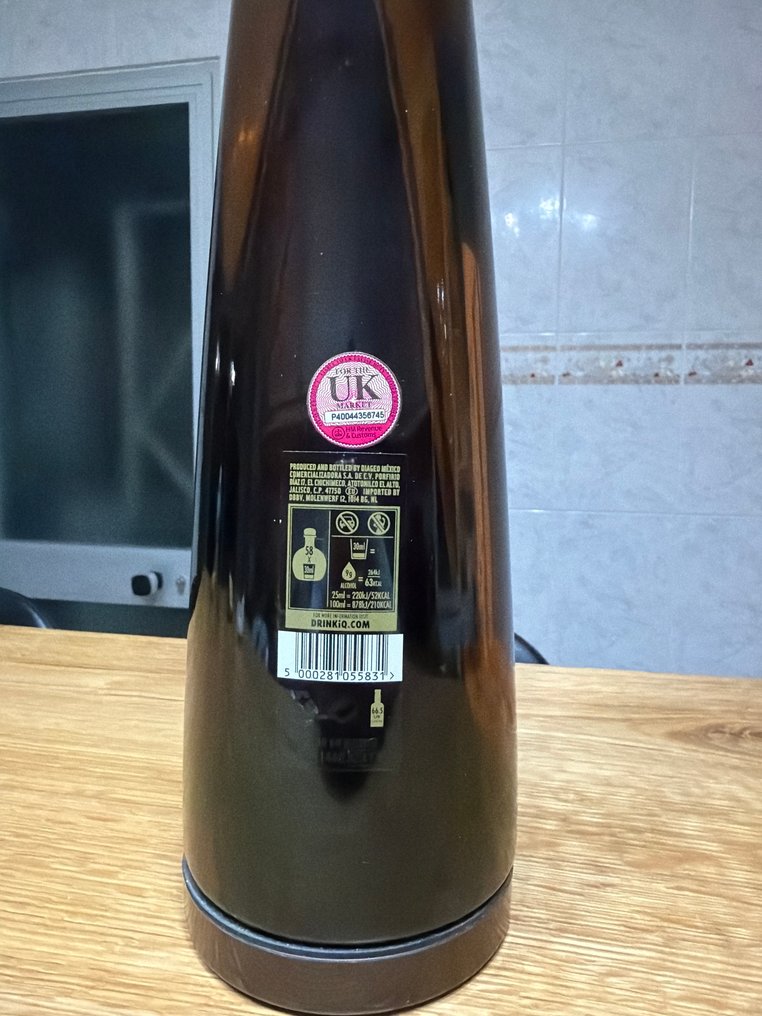 Don Julio - magnum Luminous - 1942 Añejo - b. 2023 - 1,75 L #4.3