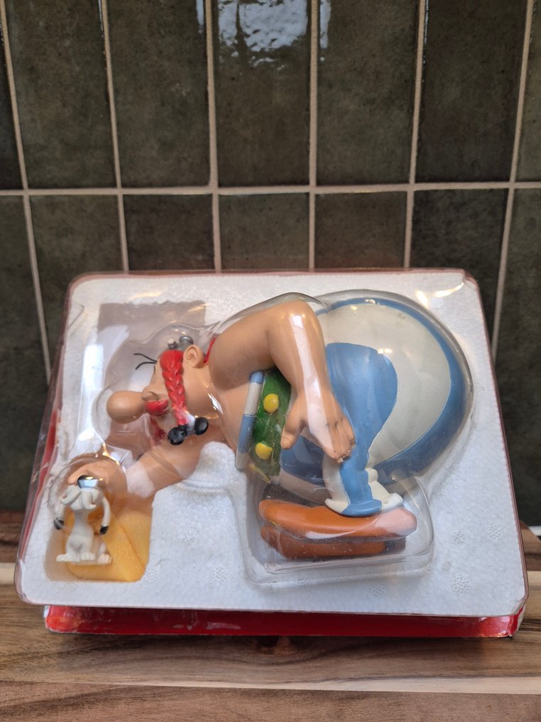 Albert René Édition - Goscinny-Uderzo - Obélix caressant Idéfix #1.0