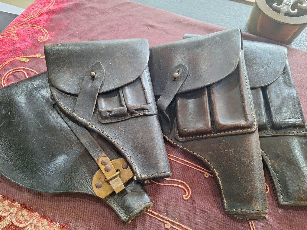 4 θήκες που χρησιμοποιούνται από την αστυνομία/στρατό της Πορτογαλίας. - Θήκη πιστολιού #1.0