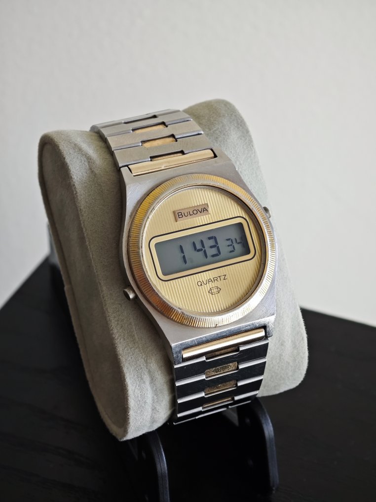 Bulova - Quartz LCD Digital Rare 70s - No reserve price - Men - 1970-1979 #1.0