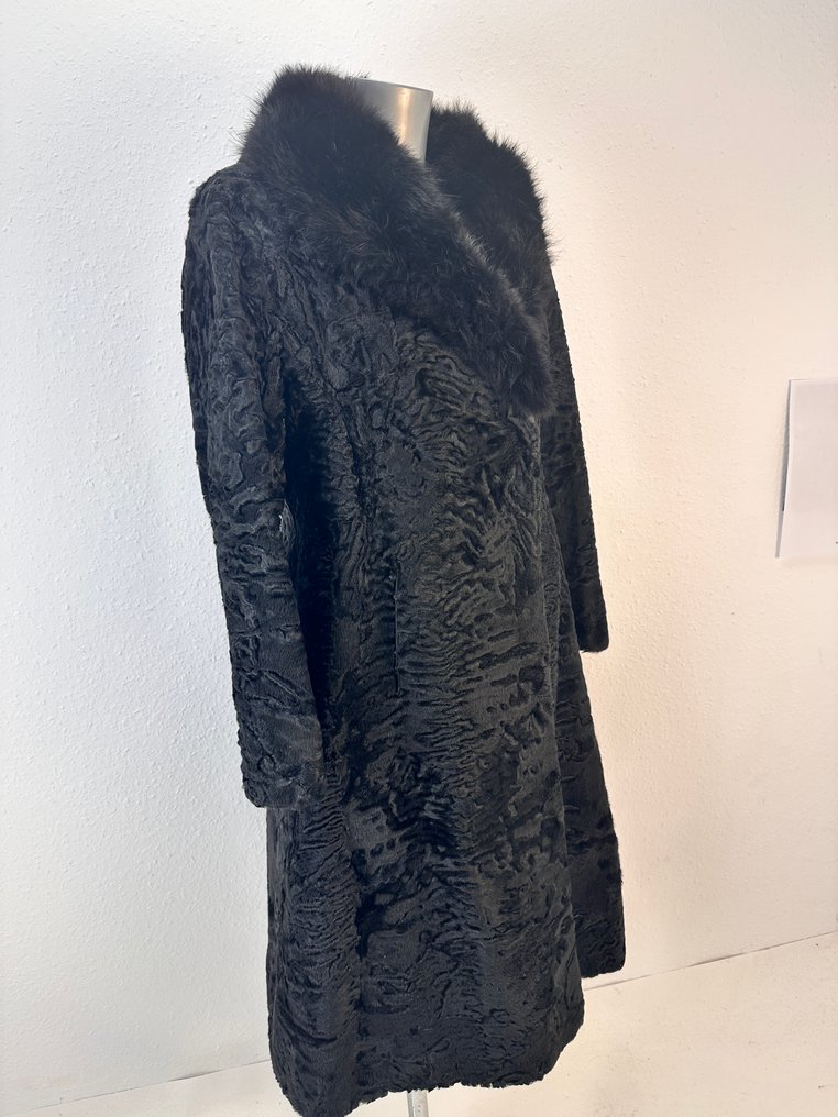 Artisan Furrier - 皮毛大衣 - 复古 #4.3