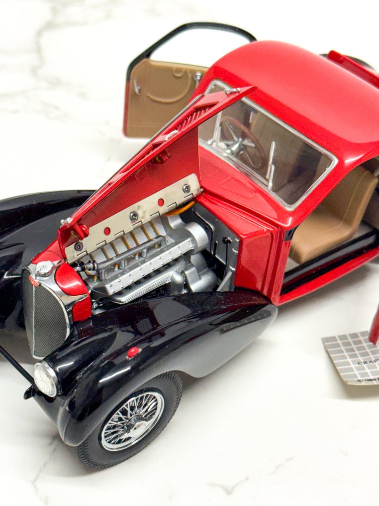 Franklin Mint 1:24 - Pienoismalliauto - 1936 BUGATTI TYPE 57 SC model car #4.3