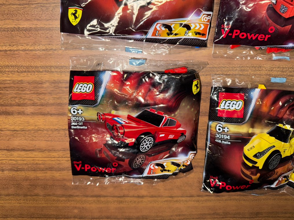 LEGO Set - Icons - Lego Shell V-Power Ferrari serie completa 2012 #4.3