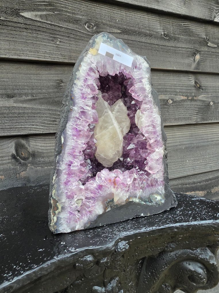 Brak rezerwacji € - Amethyst Geode - Wysokość: 21 cm - Szerokość: 15 cm- 4.66 kg #1.0