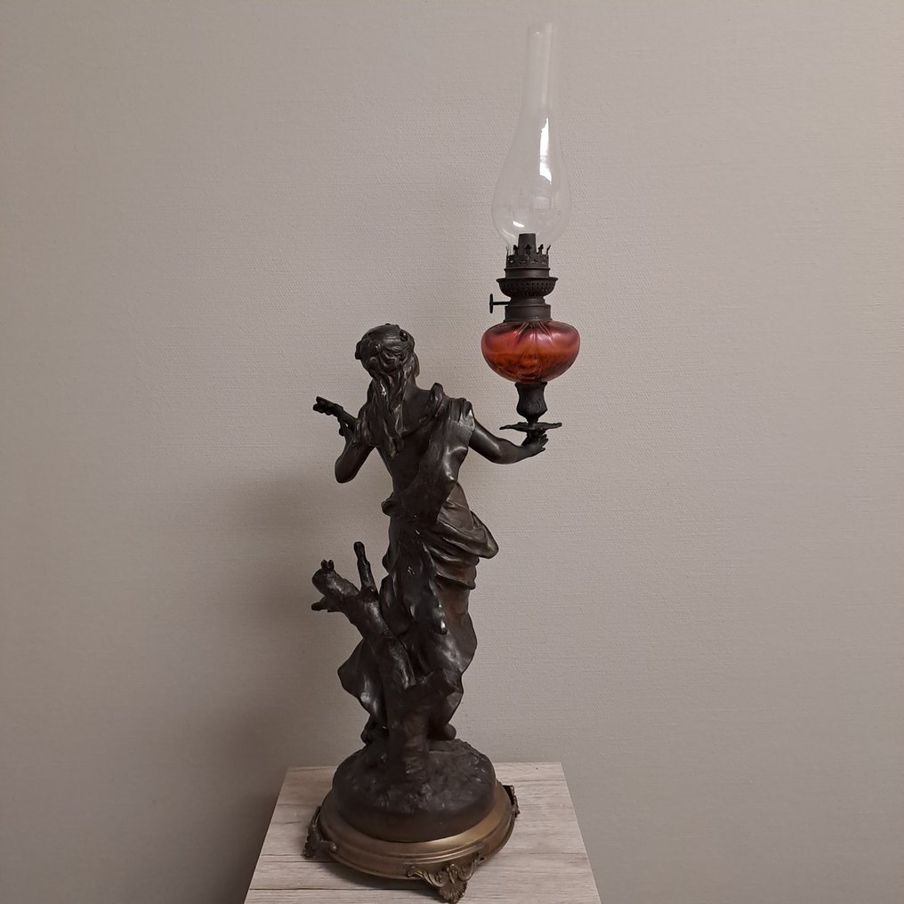 August Moreau(1834-1917) - 油灯 - 曼陀林演奏者带油灯 - 玻璃, 斯佩尔特 - 雕塑般的油灯 #3.2