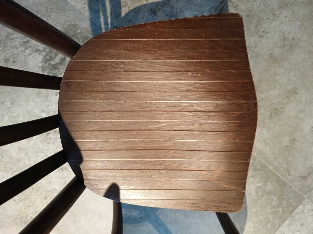 Thonet - Michael Thonet - Stol (2) - Stol nr. 14 - Bøg, Træ #4.3