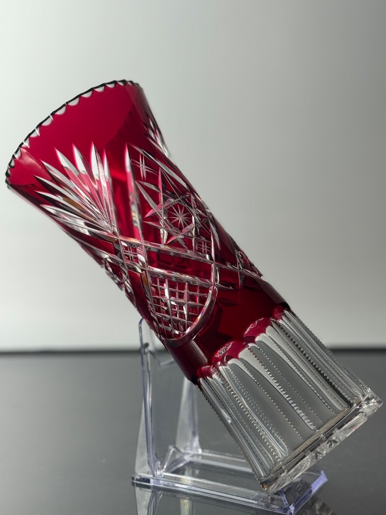 Val Saint Lambert - Charles Graffart & René Delvenne - Vase  - Crystal - Raspberry vase VSL #1.0
