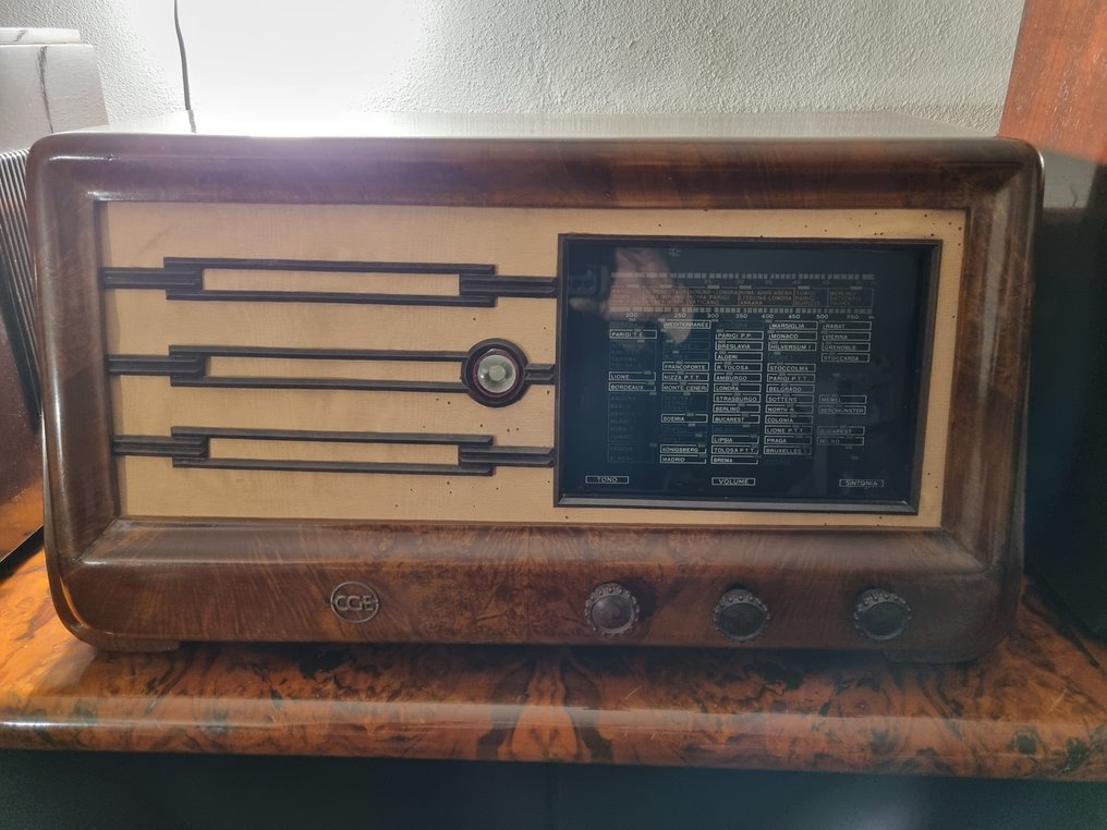 CGE - Cge 电子管收音机 #1.0