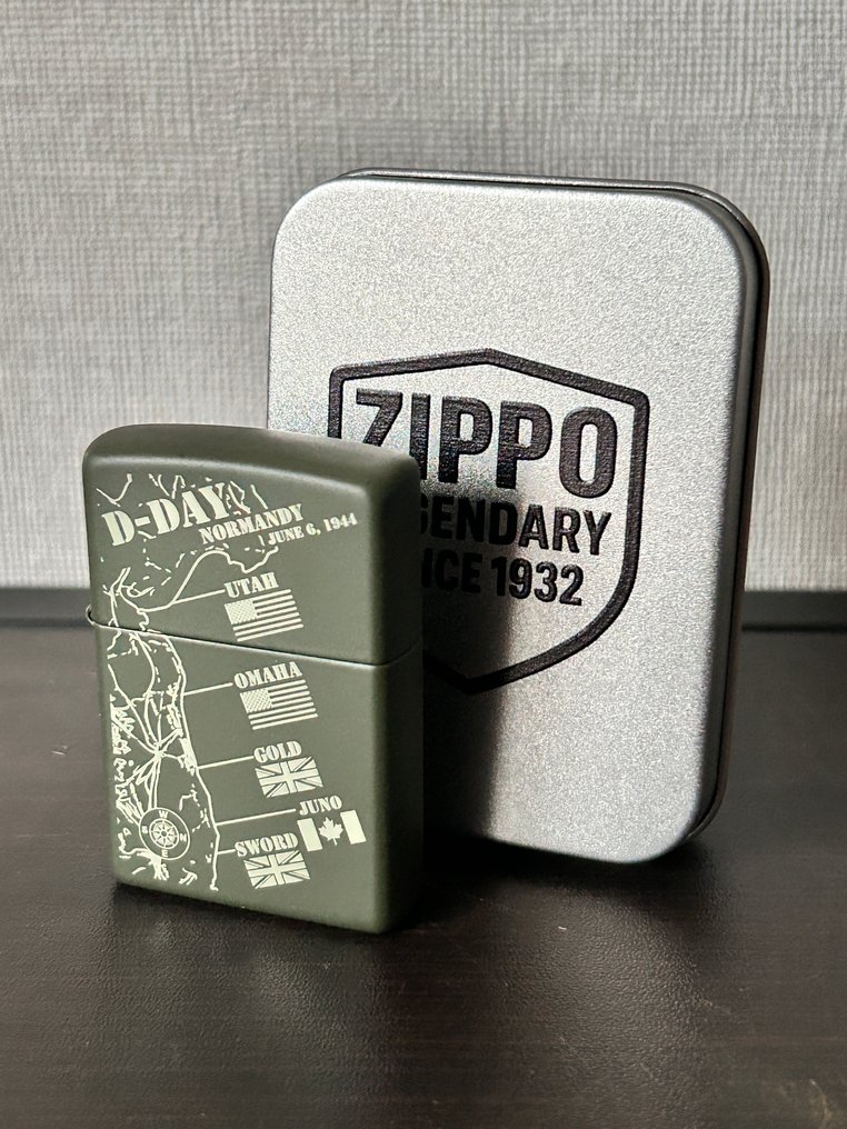 Zippo - 芝宝 - A17 D-Day Normandie 1944 green mat Zippo - 没有保留价 - 打火机 - 钢 #1.0