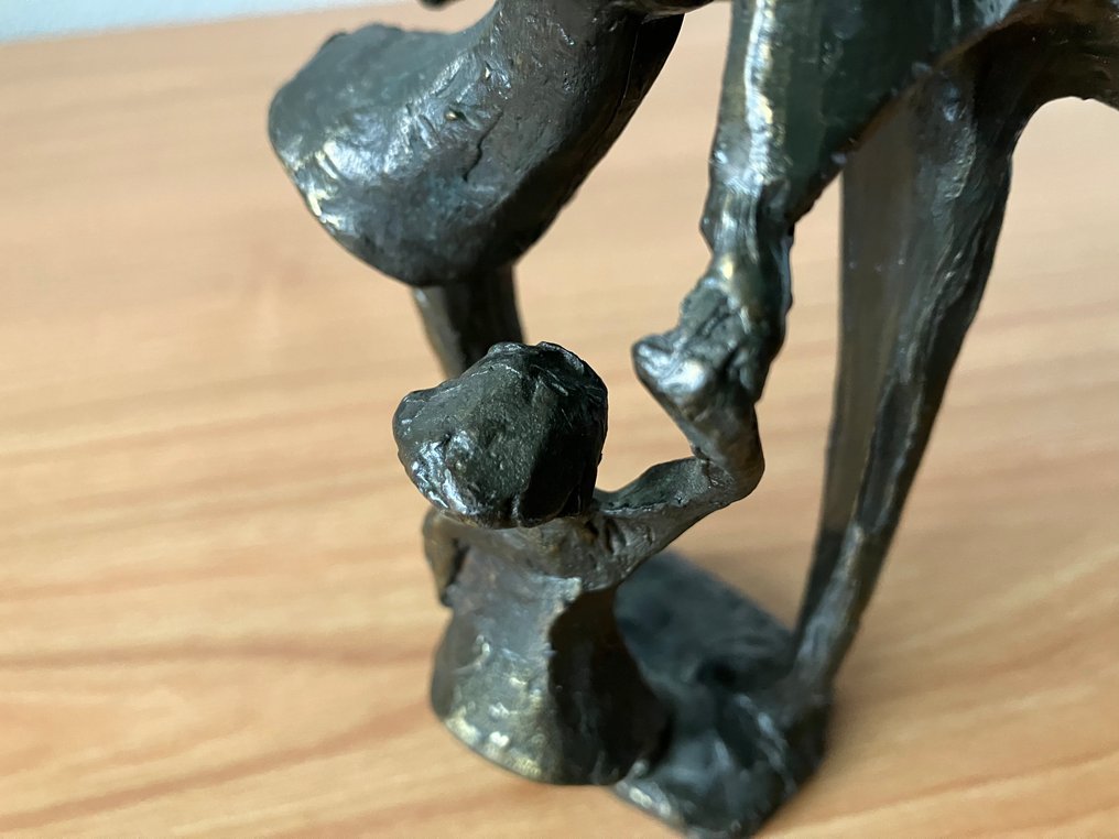 Corry Ammerlaan - Corry Ammerlaan - Sculpture, Vader moeder en 2 kinderen - 16 cm - Bronze #2.1