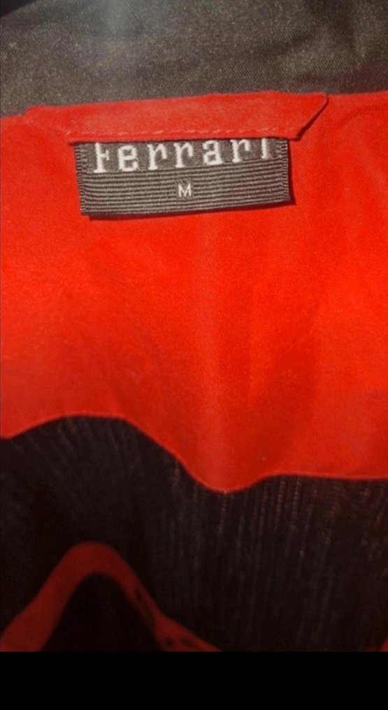 Ferrari - Formula One - 2002 - Team wear #2.1