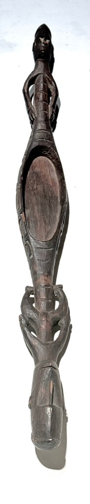 1950年代早期的碗,兩面都有祖先神靈的圖案。 - 中央阿斯马特 - 西巴布亚 (沒有保留價) #1.0