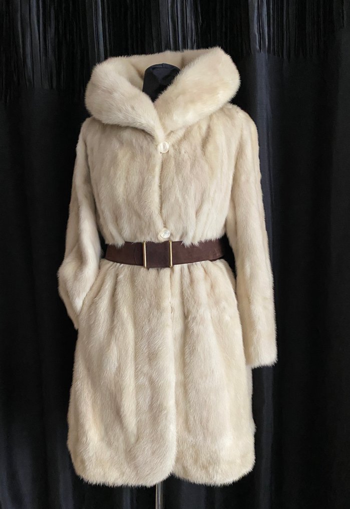 Artisan Furrier - 皮毛大衣 - 复古 #1.0