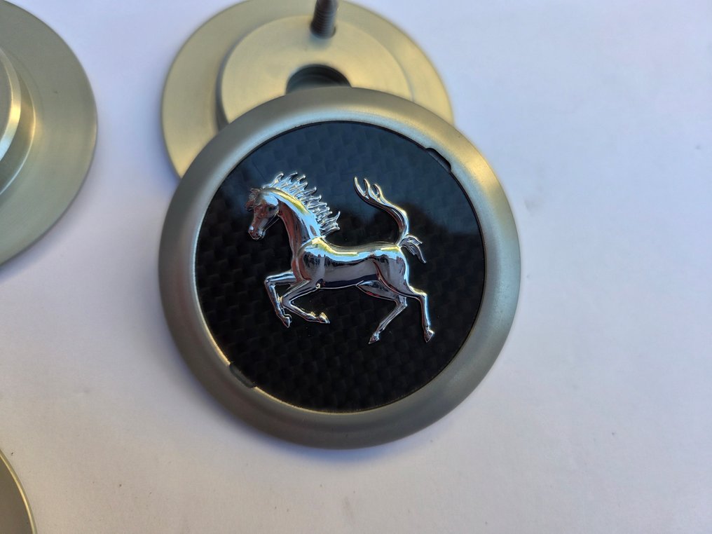 Car part - Ferrari - n.4 HUBCAP wheels Coppette ruota carbonio e alluminio FERRARI LAFERRARI 306689 - After 2000 #4.3