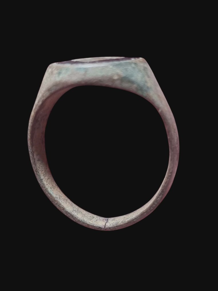 Post-medieval Stunning Hart Seal Ring (No reserve price) #3.2