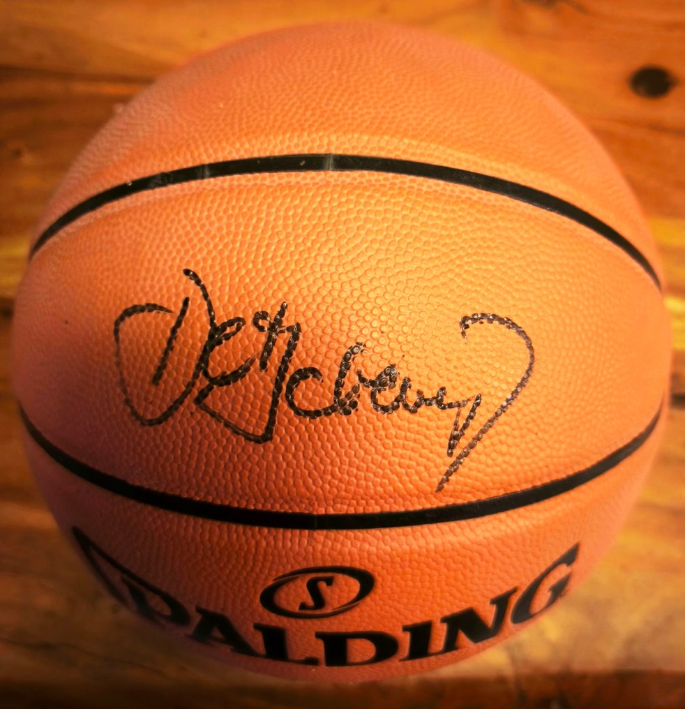 NBA - Detlef Schrempf - Basketball - ball #1.0