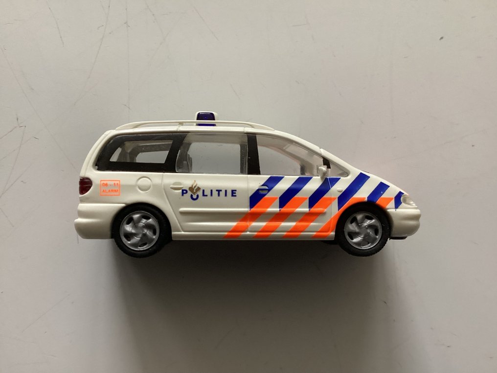 Herpa, Busch, Rietze 1:87 - Modele pojazdów kolejowych (18) - 18 pojazdów ratowniczych: Policja #3.2